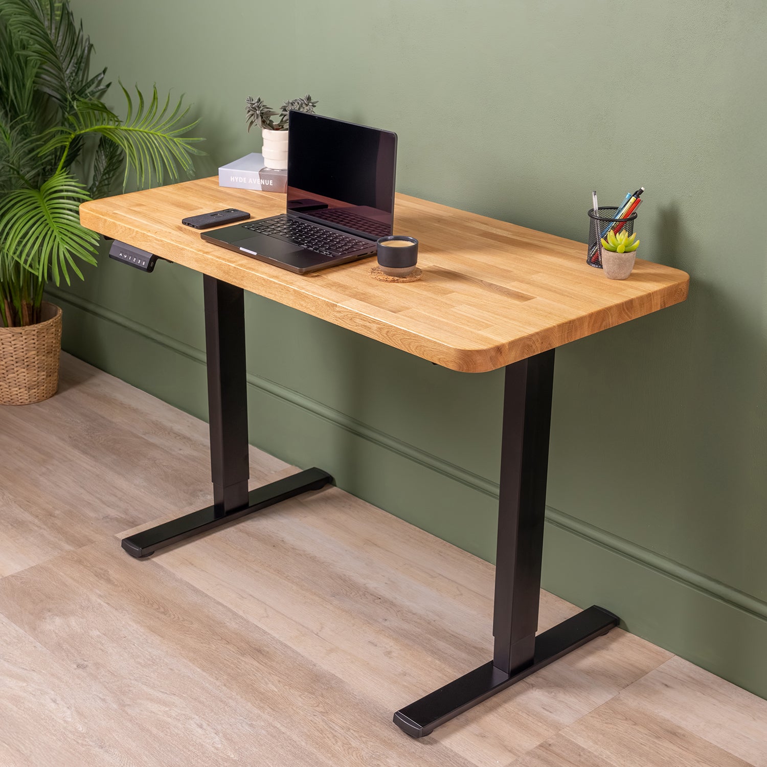 Dual Motor d2 Black Standing Desk with Prime Oak Solid Wood Rounded Desktop | 1200mm x 600mm