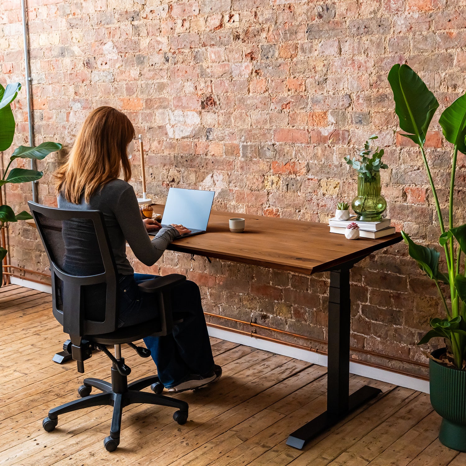 Premium d3 Dual Motor Black Standing Desk with Premium Oak Solid Wood Desktop - Antique Bronze