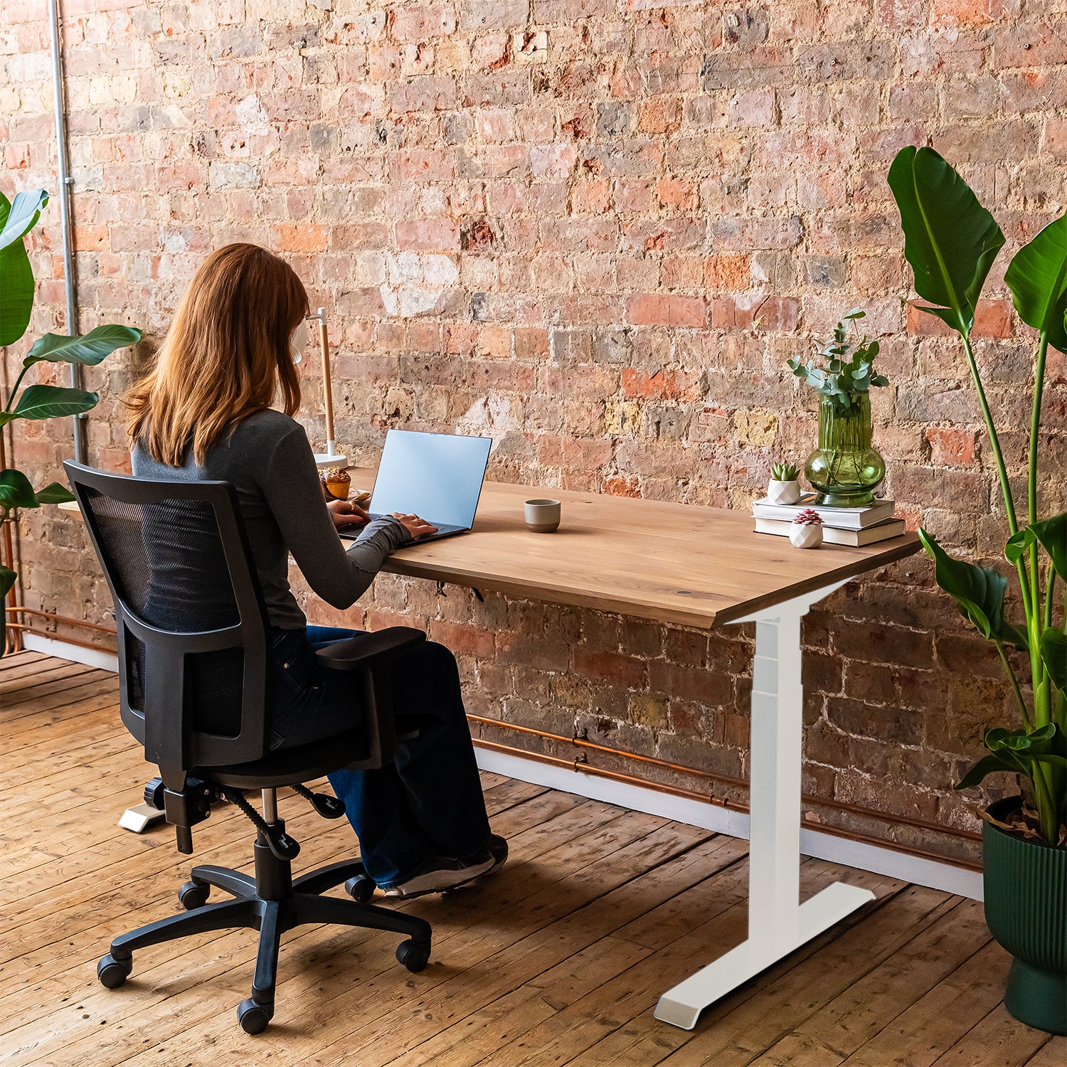Premium d3 Dual Motor White Standing Desk with Premium Oak Solid Wood Desktop - Natural Oak