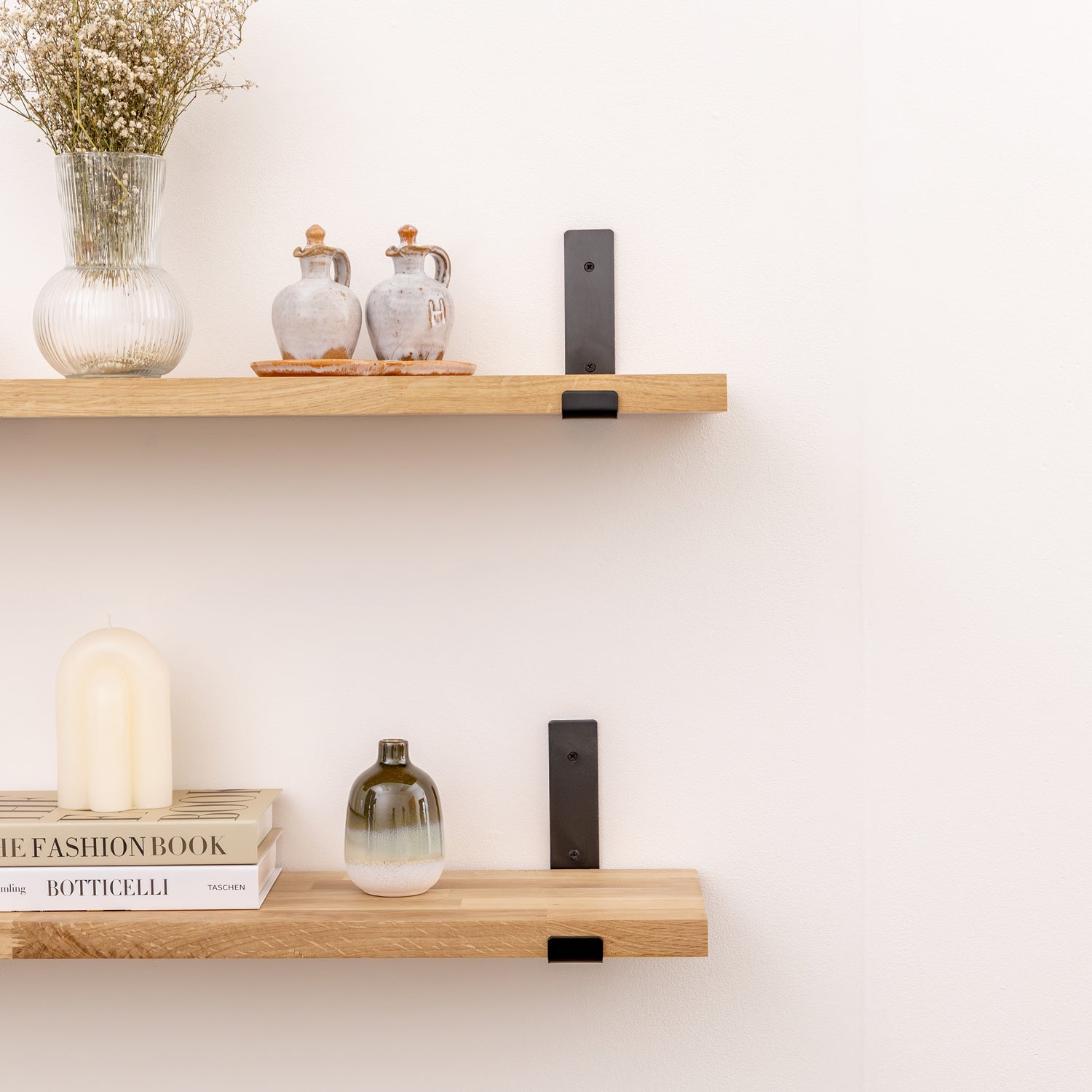 Solid Wood Oak Shelves 27mm (Sanded) with Up-Style Powder-Coated Cast Iron Brackets