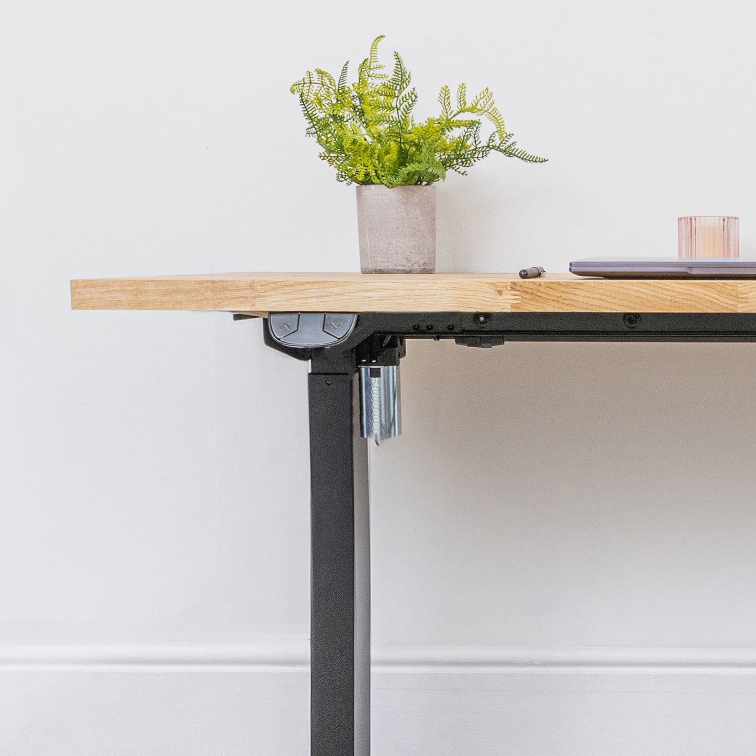 Black Metal Frame Sit Stand Desk with Oak Wooden 27mm Desktop