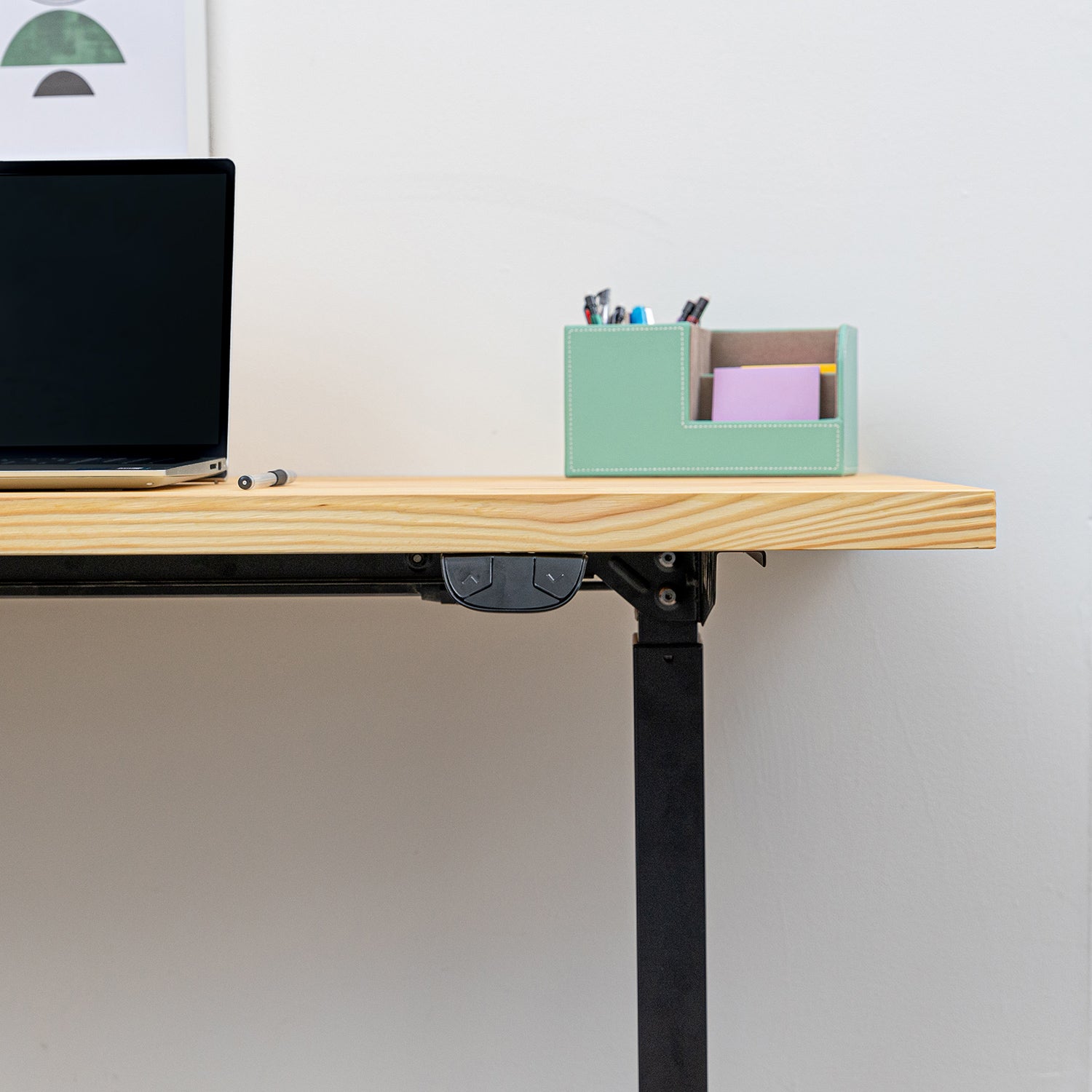 Electric Height Adjustable Standing Desk with Pine Solid Wood Desktop