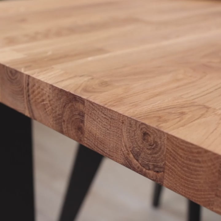 Signature Solid Oak Dining Table - VIdeo