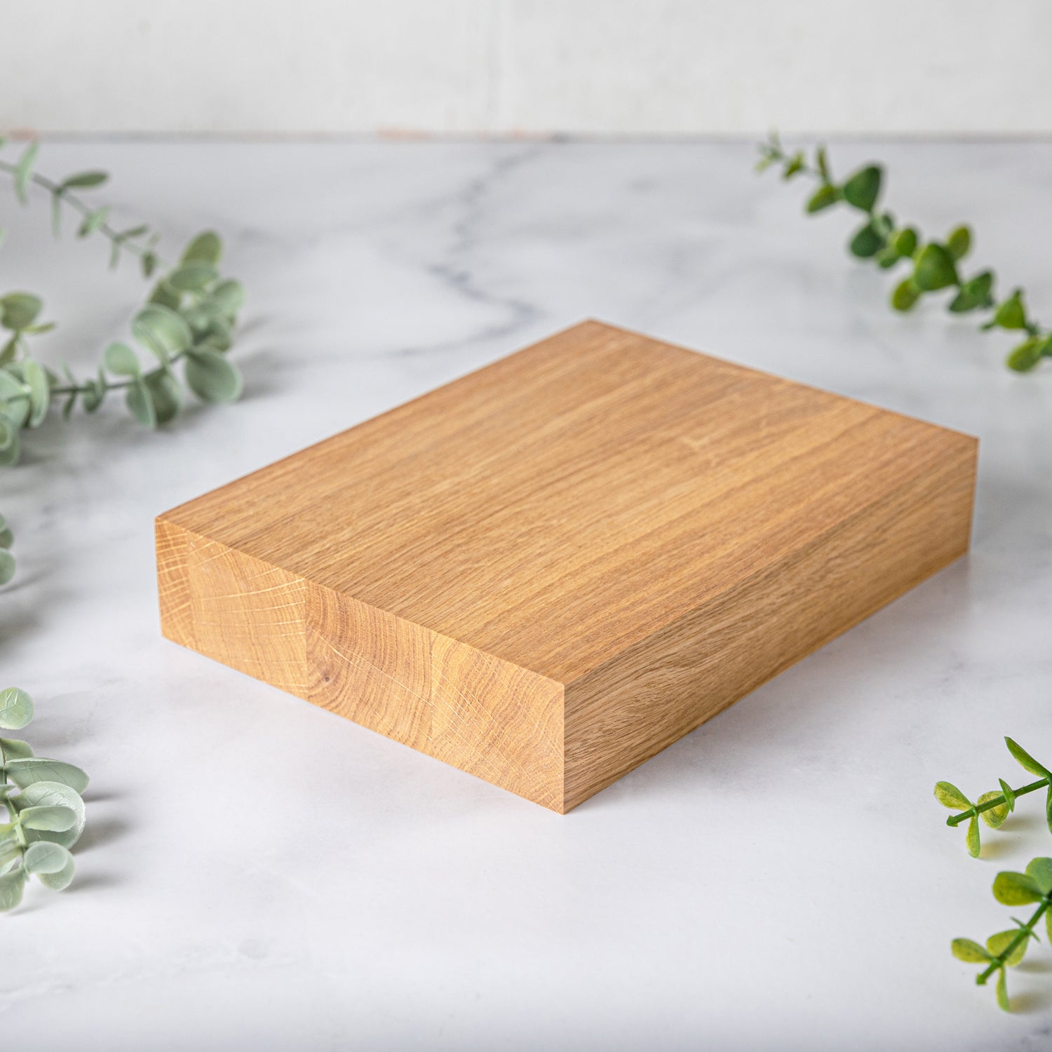 Prime Oak Wood Sample 200mm x 150mm x 40mm