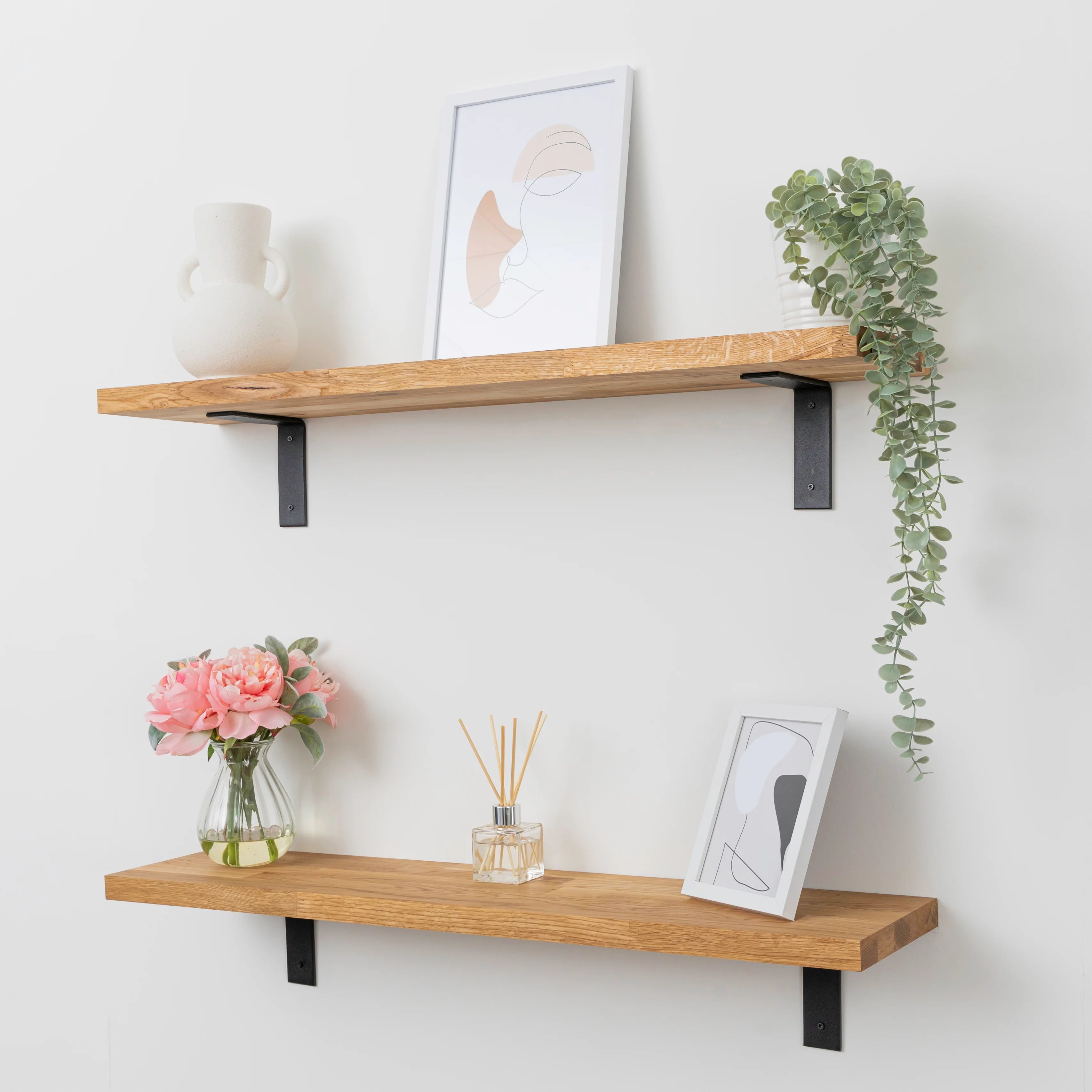 Solid Oak Wall Shelf - 27mm thick with Black Flat-Style Scaffolding Brackets