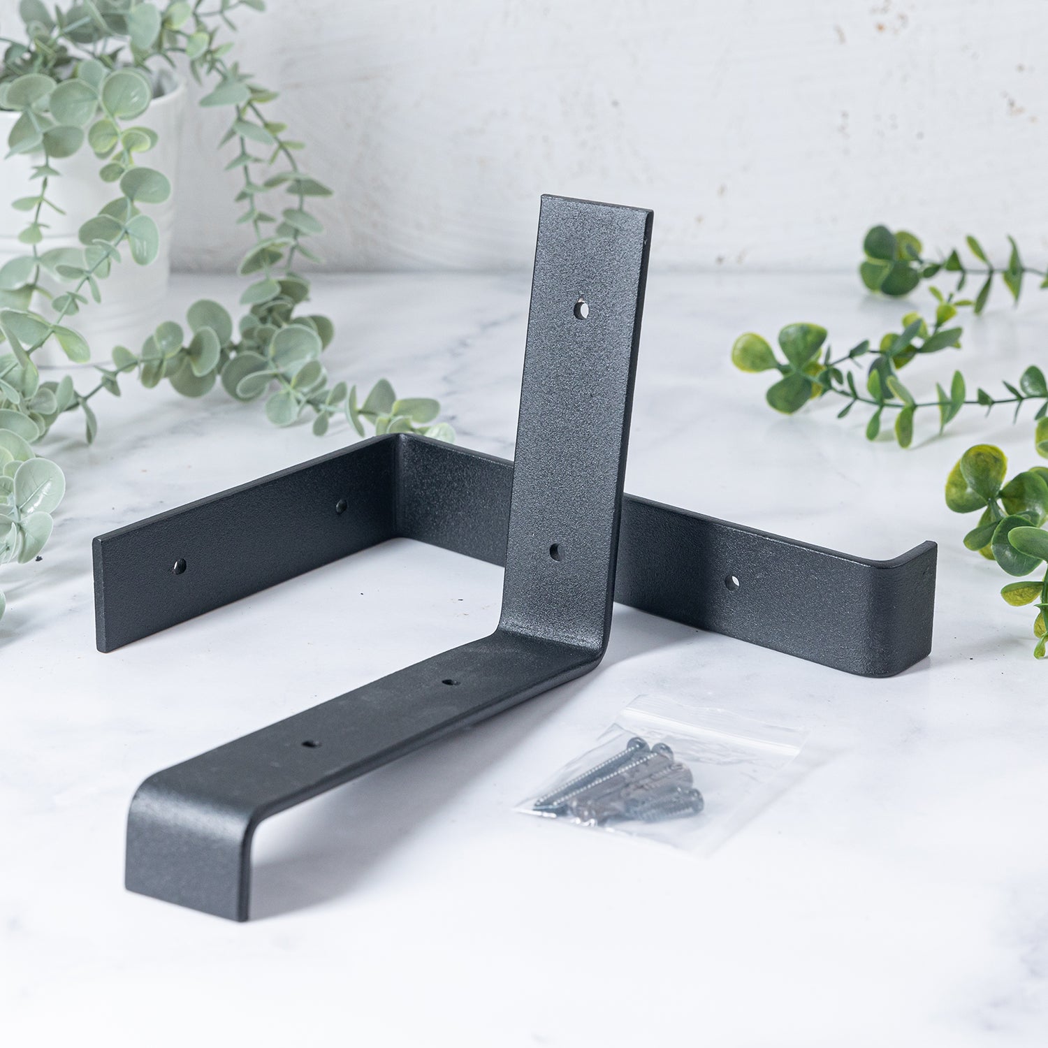 Solid Oak Wall Shelf - 40mm thick with Black Down-Style Scaffolding Brackets