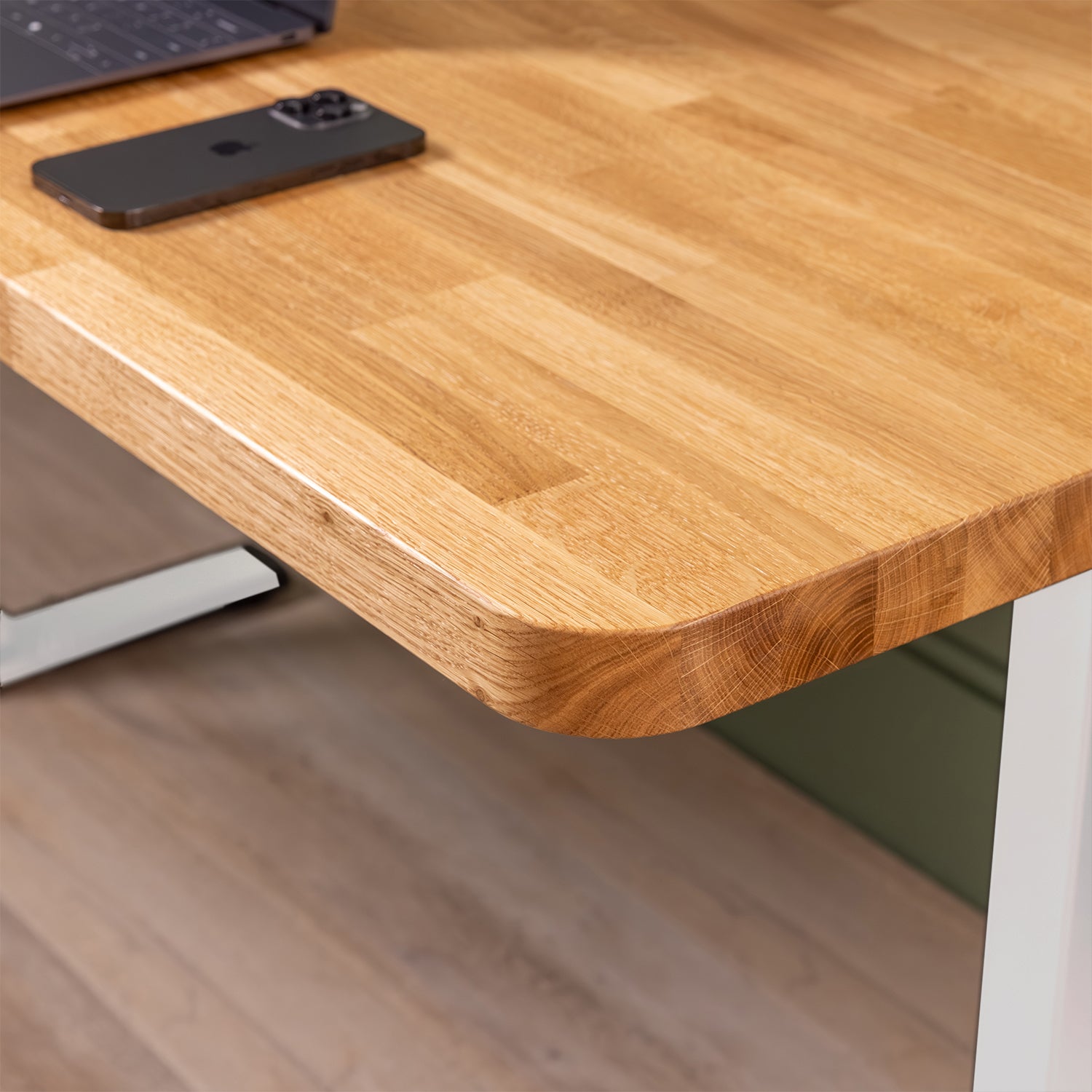 White Sit Stand Electric Desk with Prime Oak Wooden Desktop
