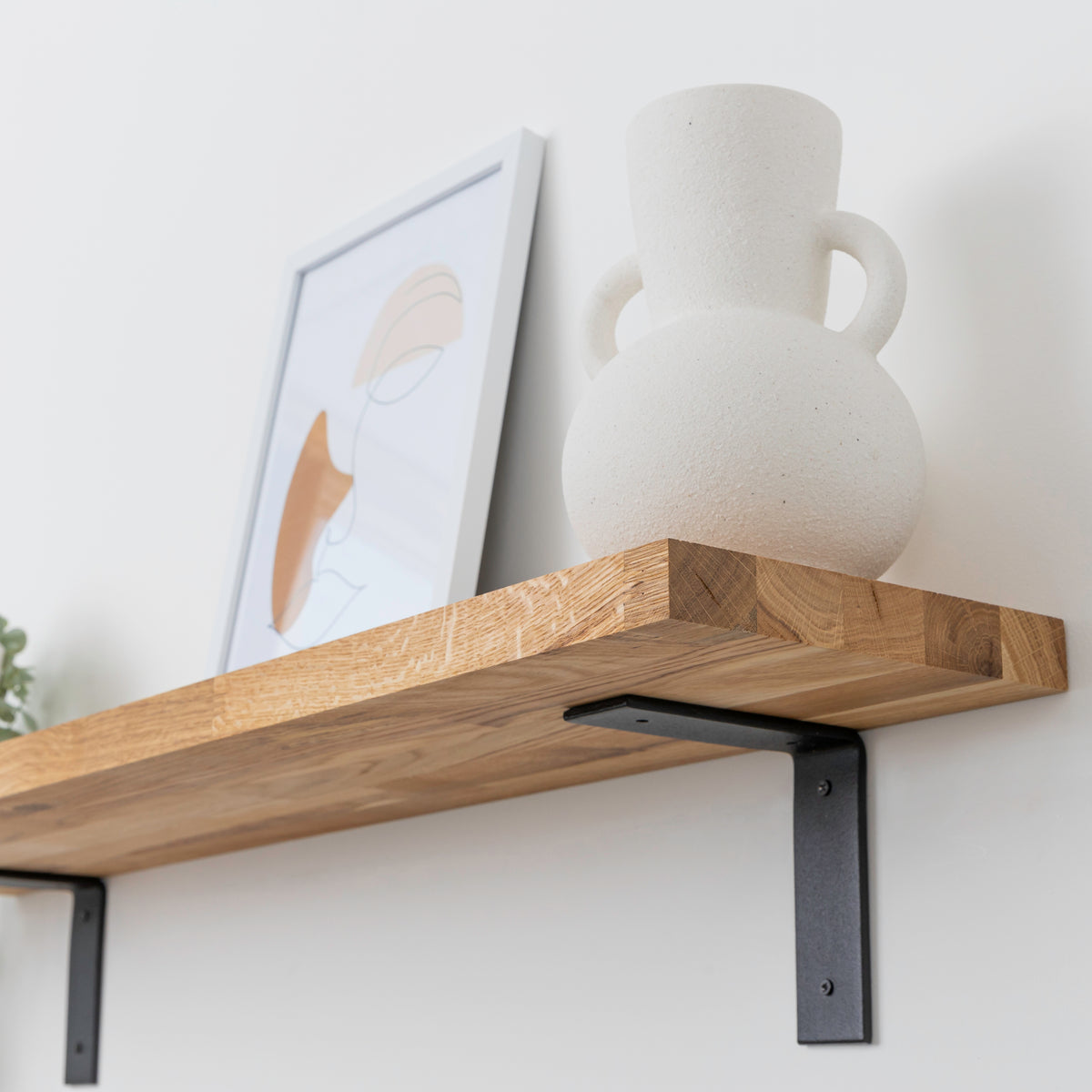 Black FlatStyle Scaffolding Brackets for 200mm depth shelves (Pair)